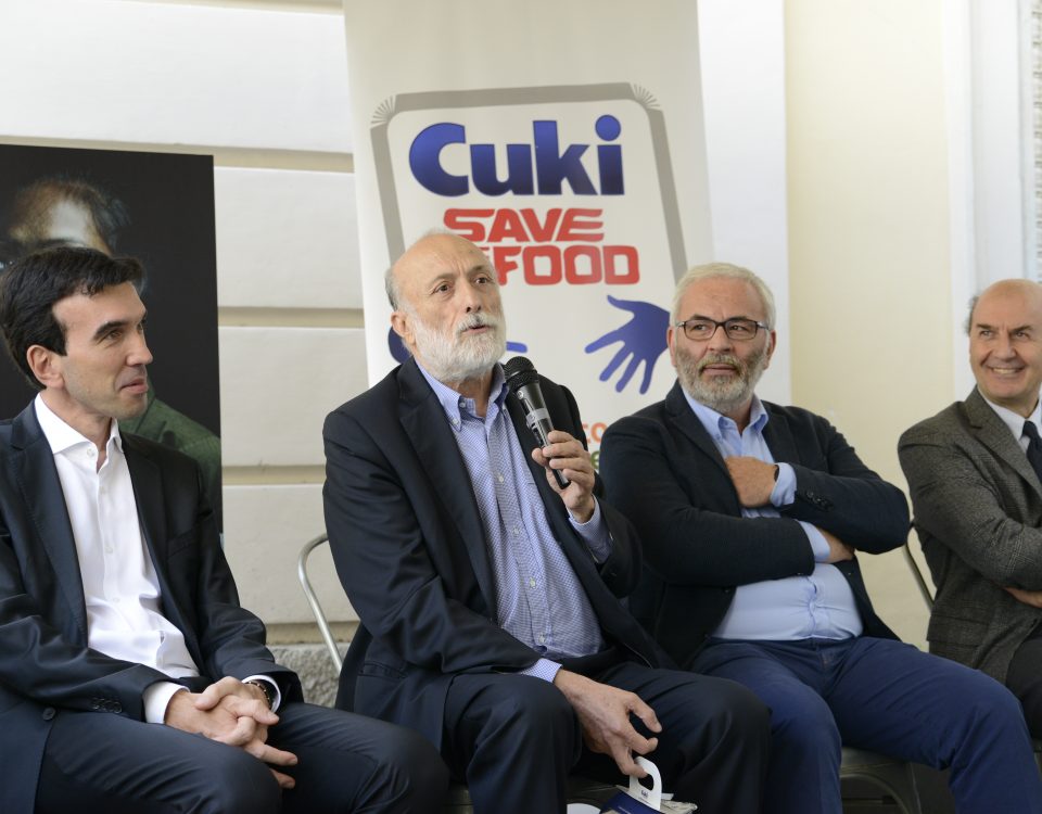 Basta avanzi al ristorante con la borsa antispreco